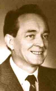 Vladimir STRA�AI